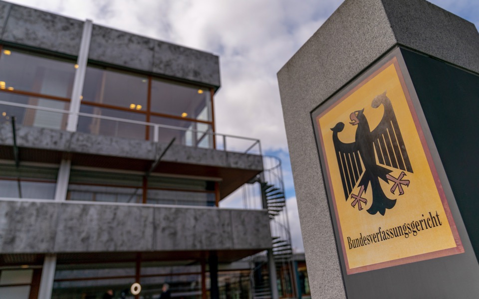 German Court Hands Ecb 3 Month Ultimatum To Justify Stimulus Scheme Business Ekathimerini Com