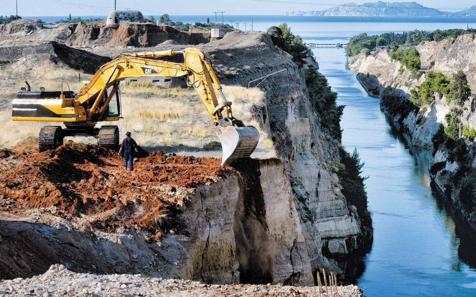 Work to reopen Corinth Canal continues Multimedia