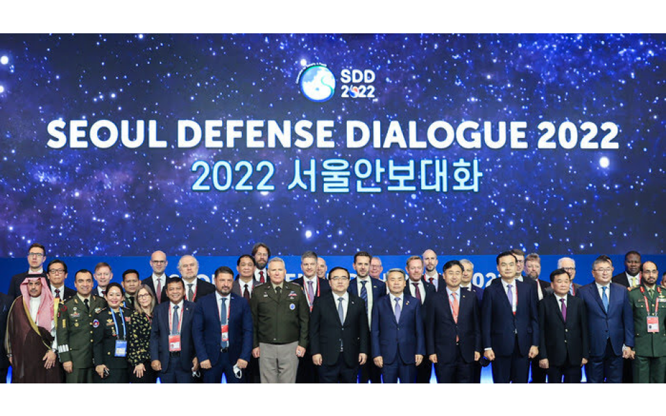 Talking defense in Seoul