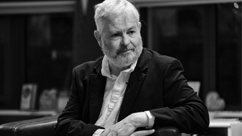 Jonathan Coe | Athens | April 28