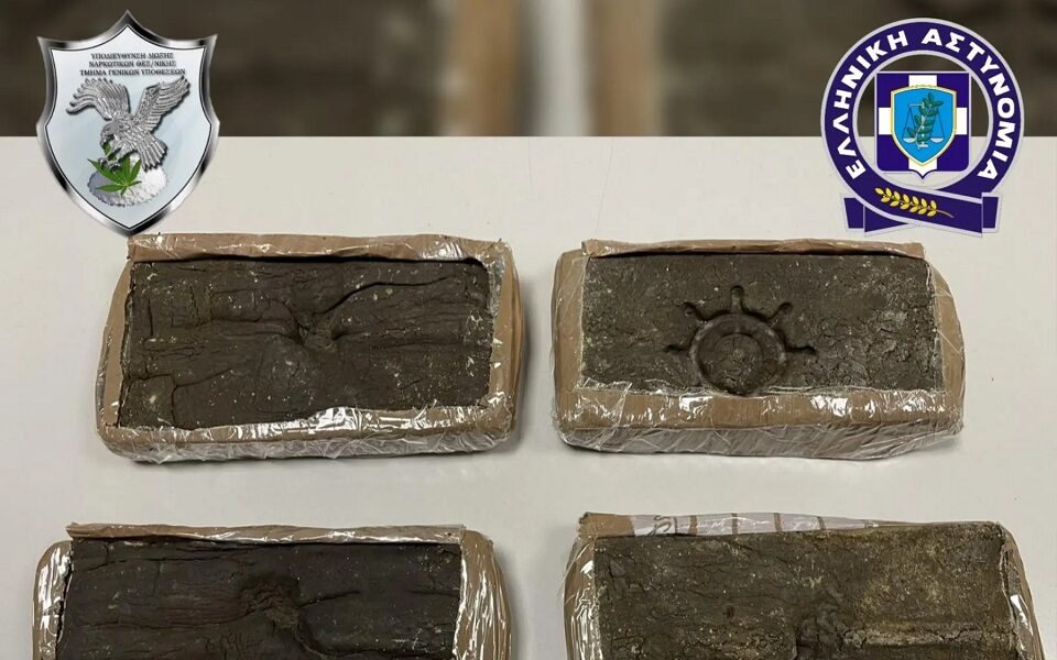 Thessaloniki police seize 8.6 kg of heroin, make one arrest