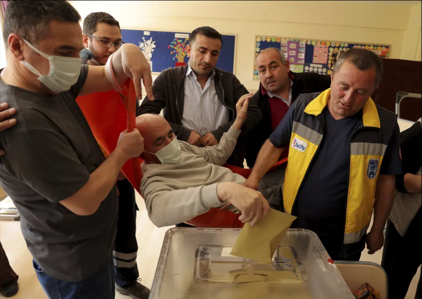 Turkey awaits presidential election results