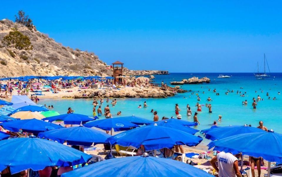 Cyprus banks doubt tourism expectations