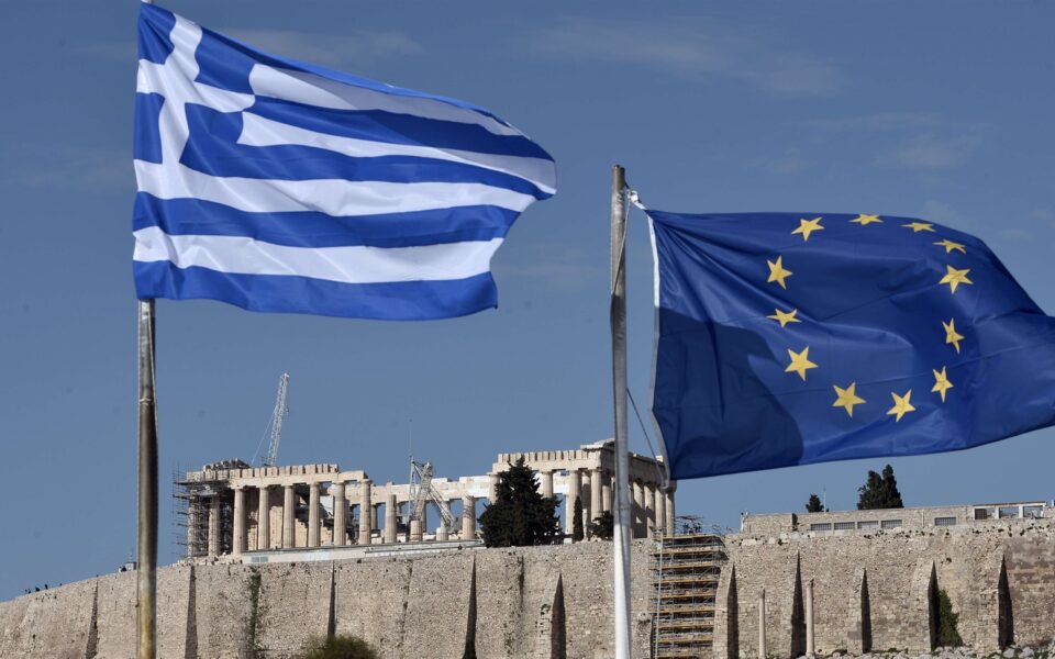 Greece plans early repayment of €8 bln in loans