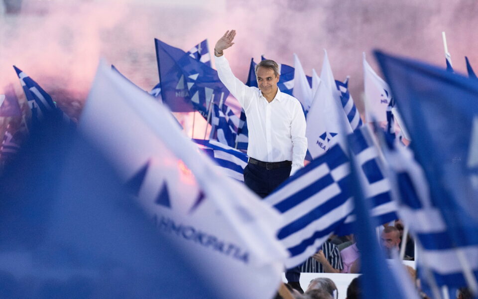 Greek conservatives appear set to win Sunday election tinged by tragedy