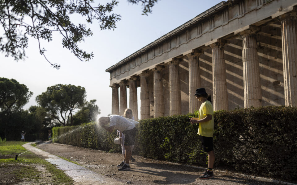 Open-air sites to close for several hours from July 20-23 due to heatwave