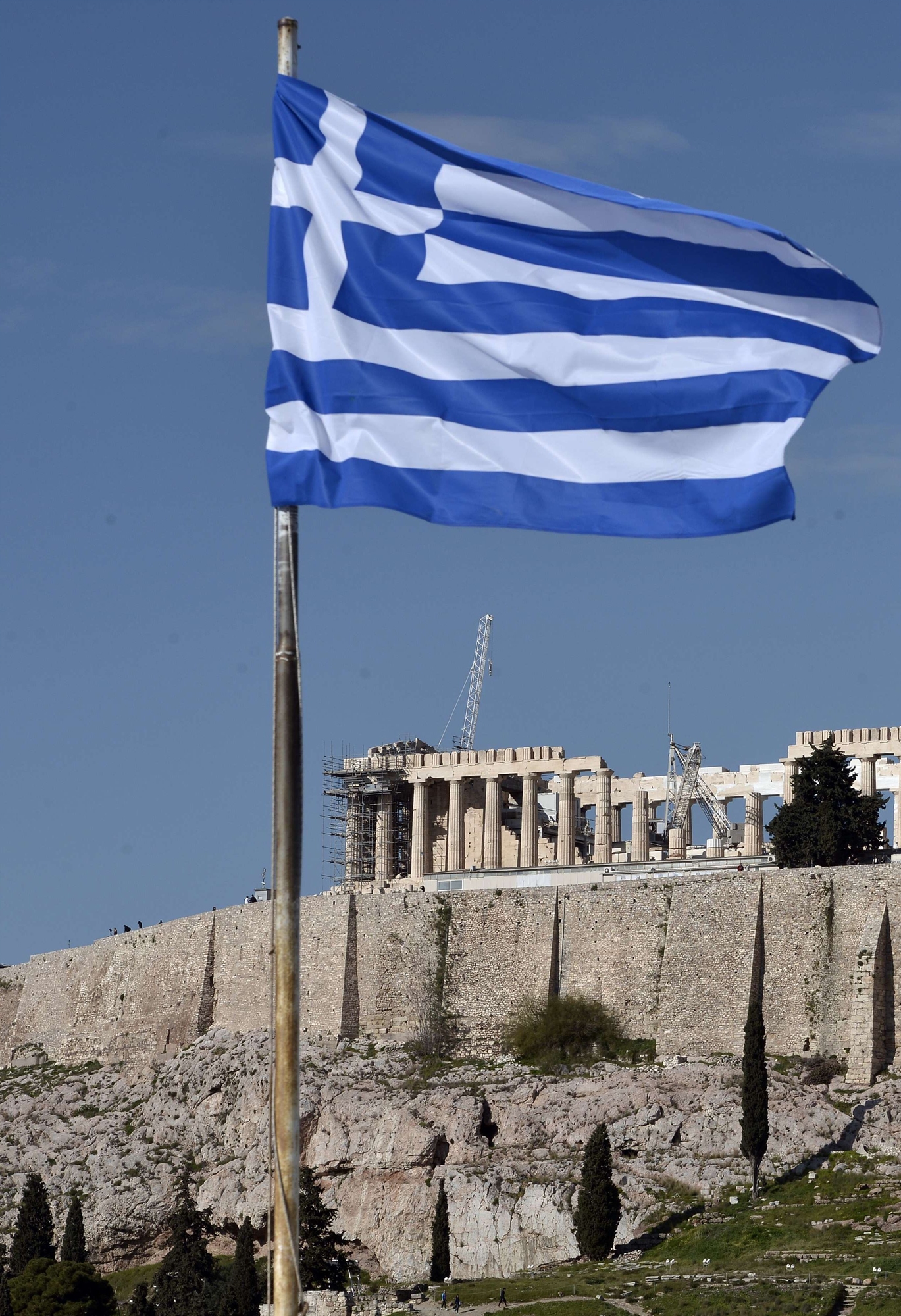 Greece Plans To Raise Up To 10 Bln From Debt Markets In 2024   Dc48f435780383f0774534b12f8e0441 Flageug 1 