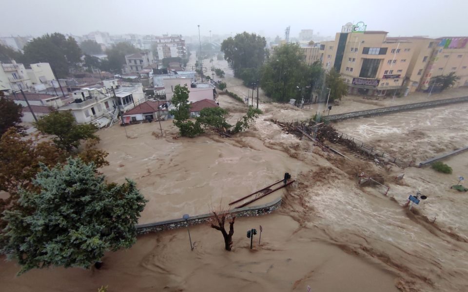 Rainfall expected to increase in early hours Wed, minister warns