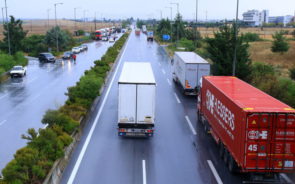 Traffic between Athens and Thessaloniki disrupted due to flooding