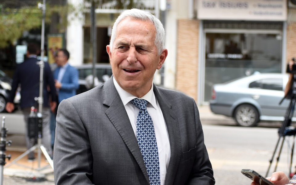 Apostolakis welcomes victory of political newcomer