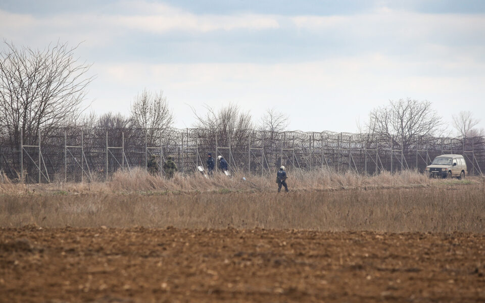 Turkish security forces thwart DHKP-C militants near Evros border, report claims