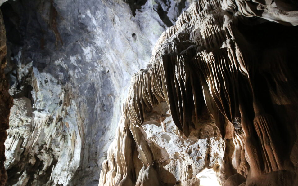 Mapping the course of climate change via caves