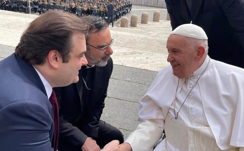 Pierrakakis raises Istanbul church conversion during Vatican visit