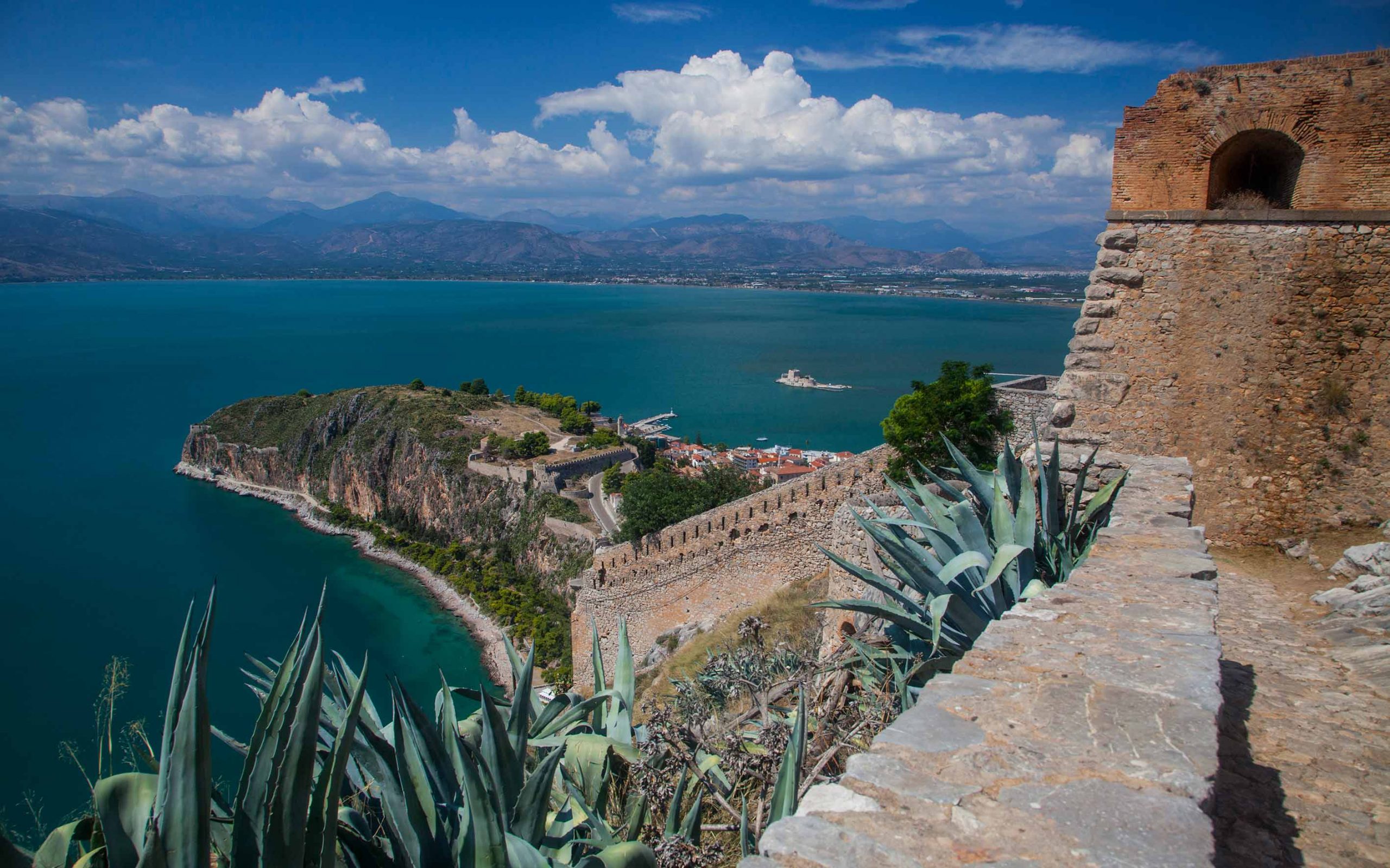 nafplio-a-perfect-blend-of-romance-history-and-nature1