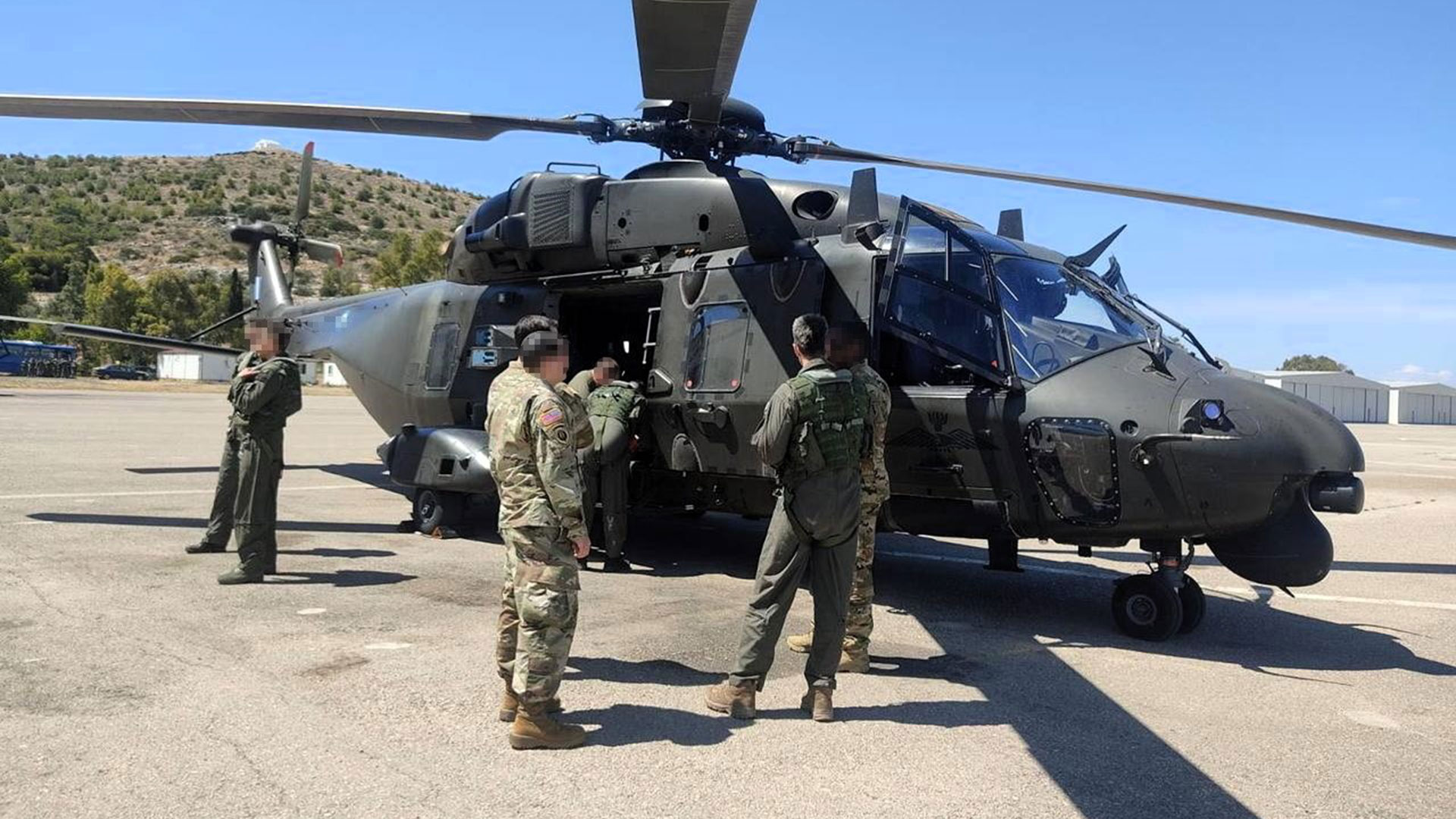 joint-american-greek-military-training-takes-place-in-attica1