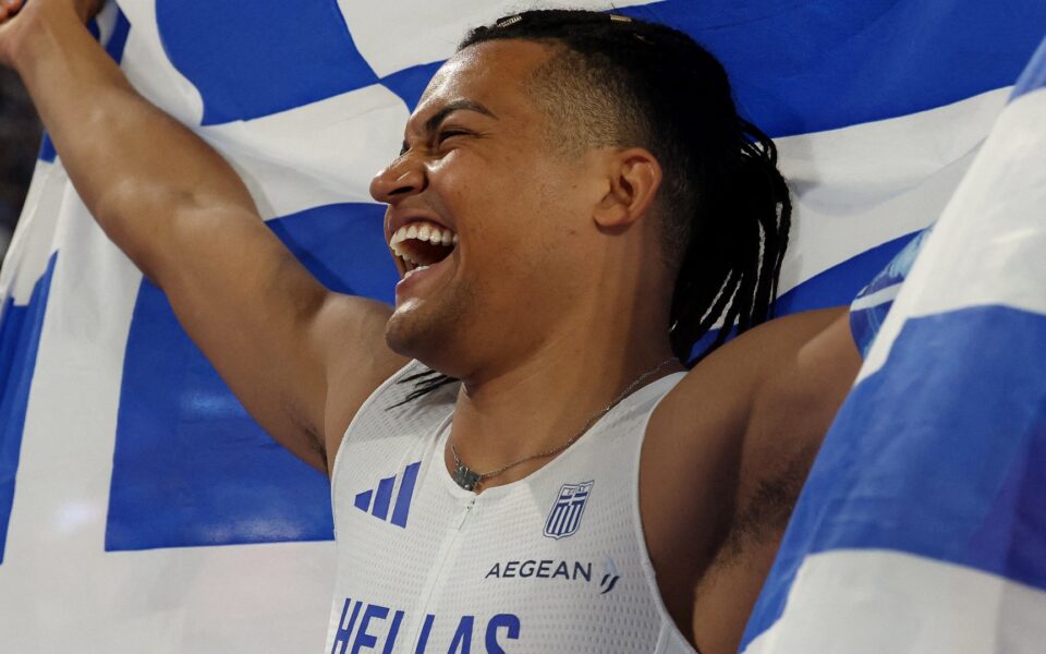 Karalis wins silver in pole vault at European championships