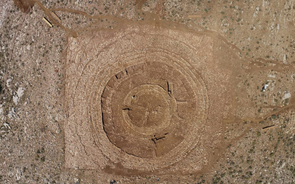 4,000-year-old Cretan hilltop mystifies Greek archaeologists. It could spell trouble for new airport