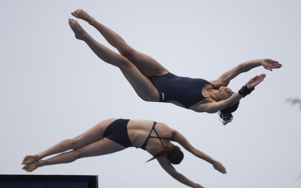 Greek duo perform at the European Aquatics Championships