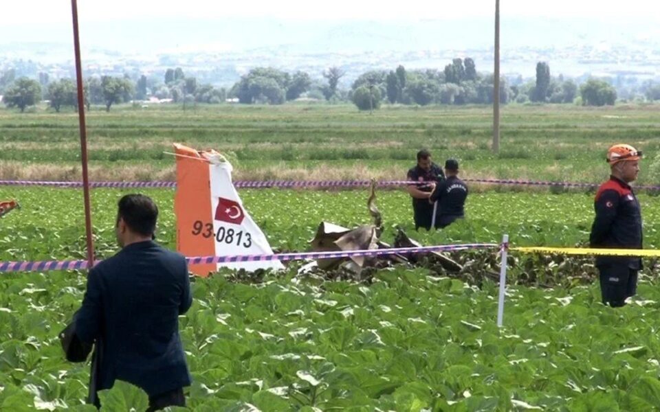 Turkish military training plane crashes, kills two soldiers, ministry says