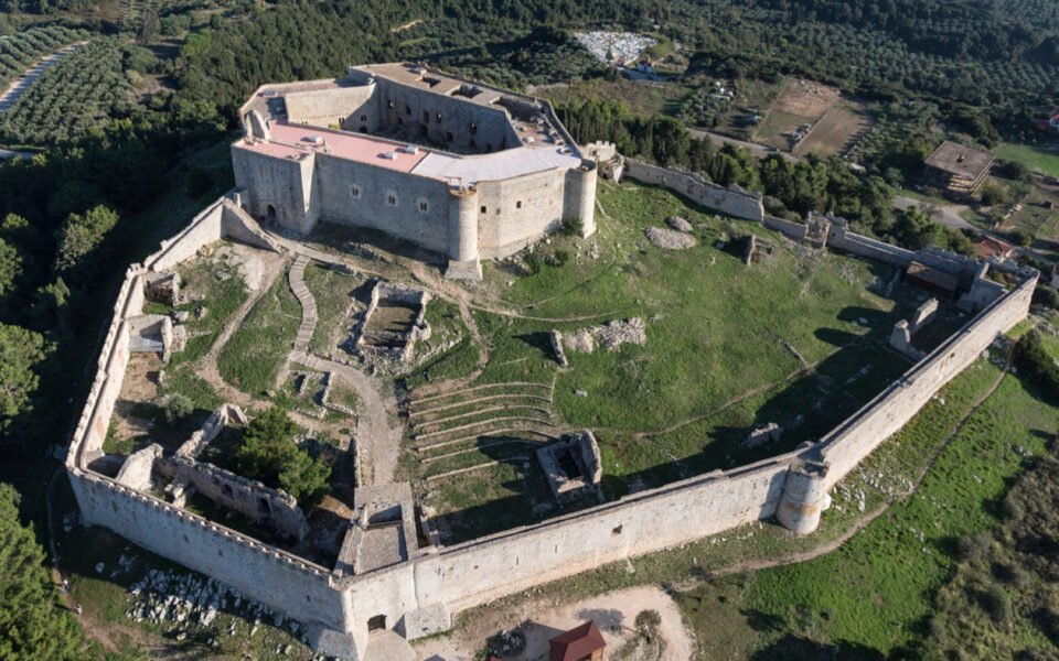 Early 13th century castle in Peloponnese to get fire protection