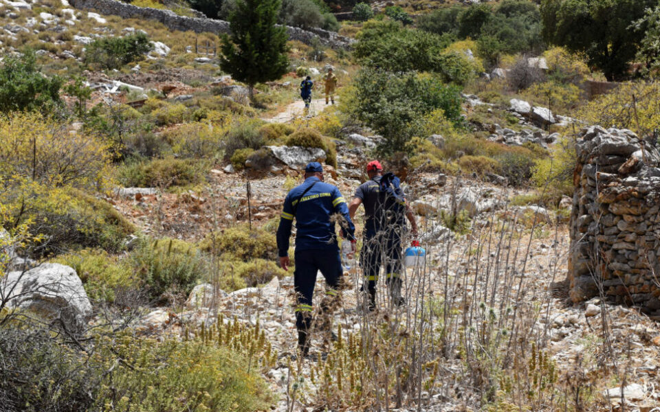 Search for missing British TV doctor resumes on Greek island