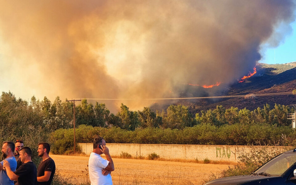 Wildfire in Evia expands, more evacuations ordered