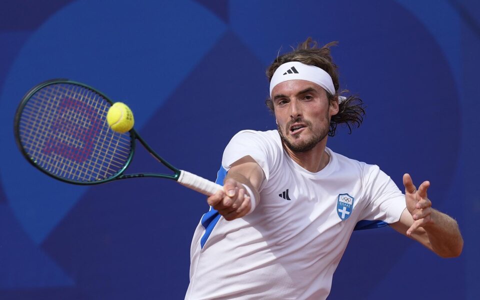 Tsitsipas beats Baez to reach quarter finals of Olympic tournament