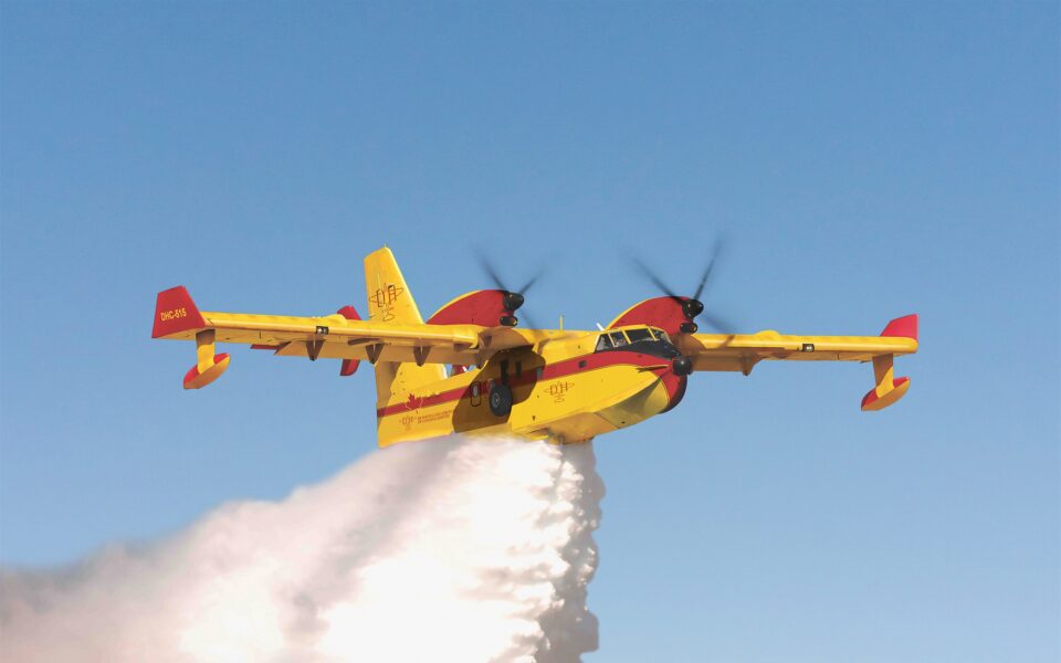 Greece to acquire new Canadair firefighting aircraft