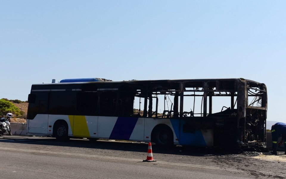 Fire engulfs Athens bus