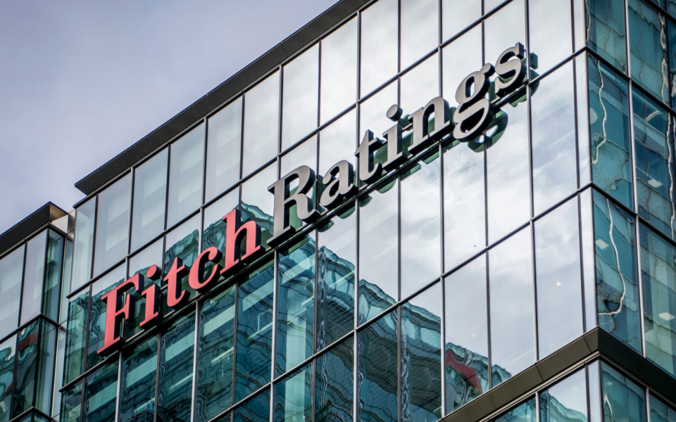 Fitch upgrades Greek banks