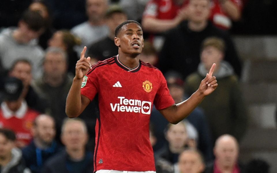 Former Man Utd forward Martial joins AEK Athens