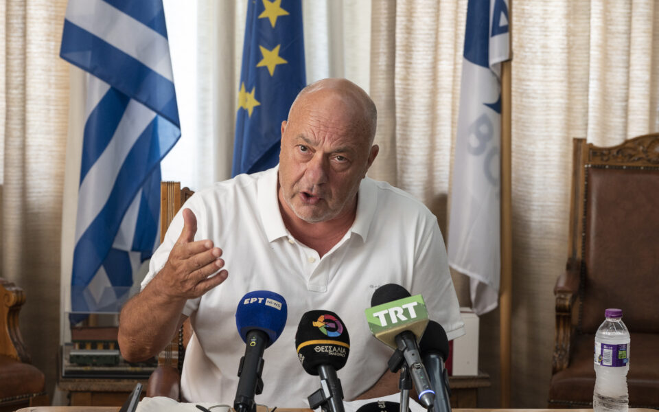 Volos mayor faces investigation over alleged incitement to violence