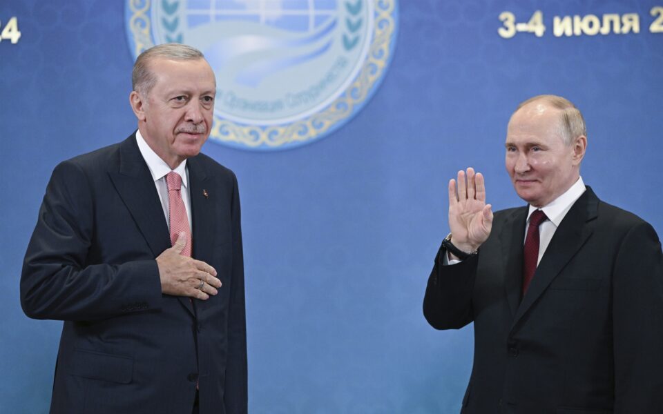 Nuclear power plants, gas hub part of Putin-Erdogan talks, RIA reports