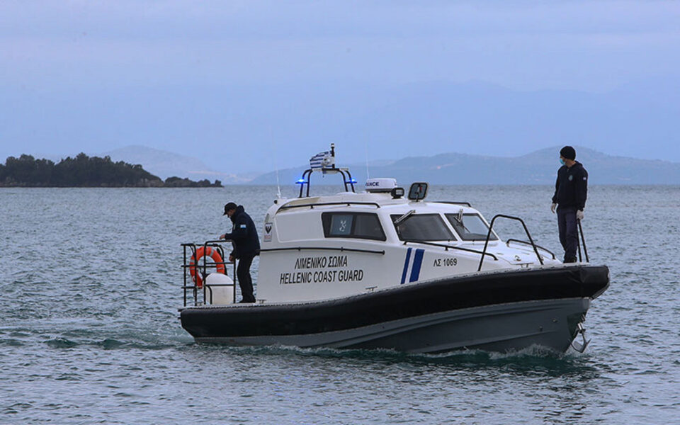 Smuggler arrested after Samos shipwreck leaves four migrants dead