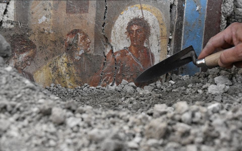 Ancient Pompeii site uncovers tiny house with exquisite frescoes