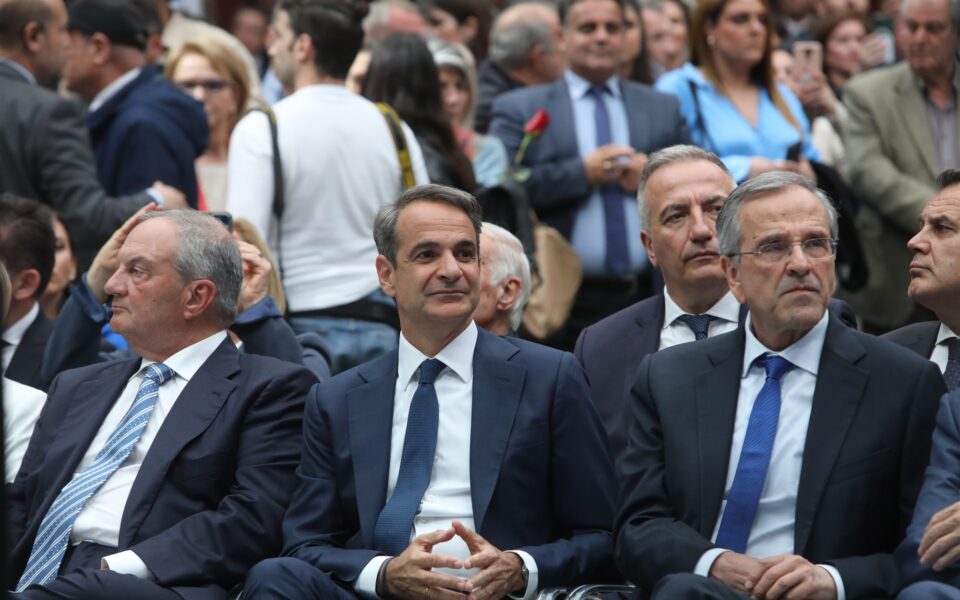 Mitsotakis and former premiers Samaras, Karamanlis to attend event amid strained relations