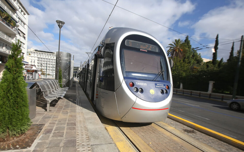 Teenager hit by tram in southern Athens