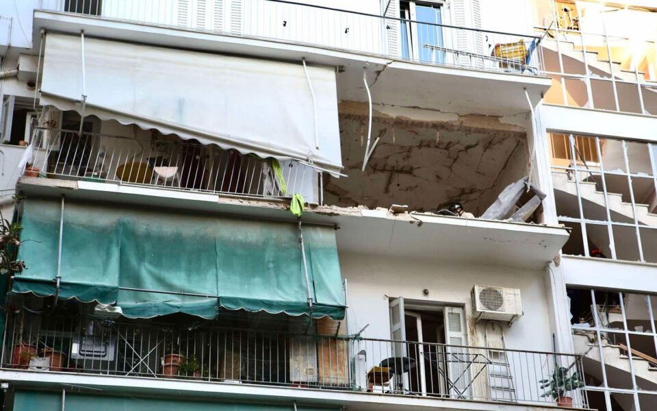 One man dead in Athens flat explosion