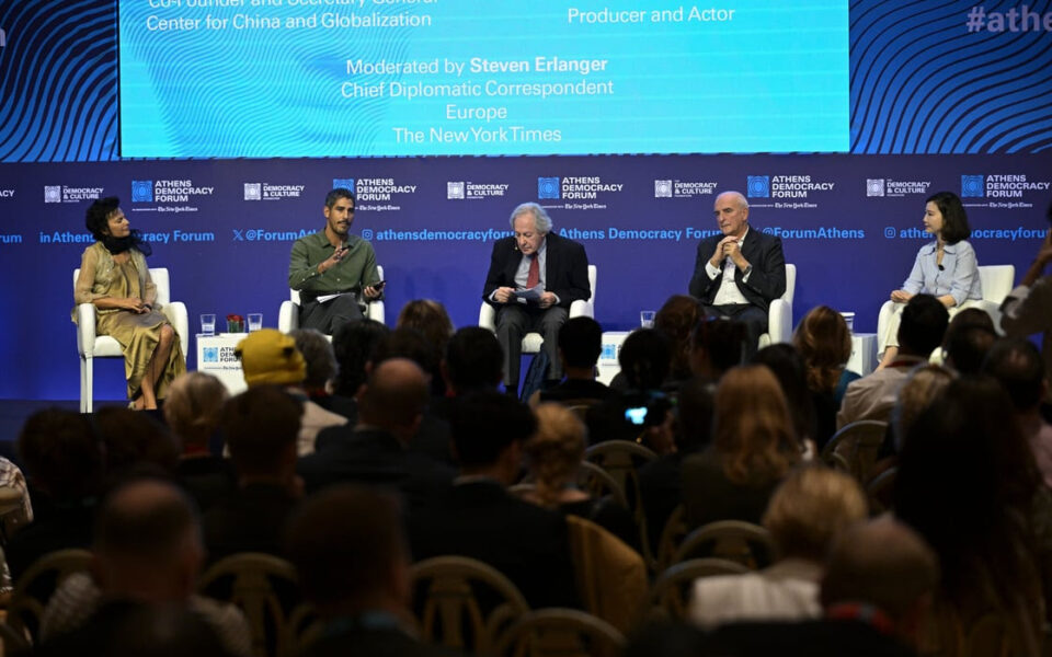 Journalists and scholars share views on Middle East at Athens conference